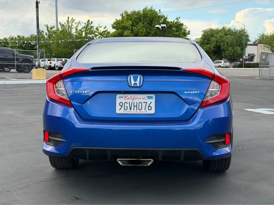 2019 Honda Civic 10th Gen - Image 7 of 12