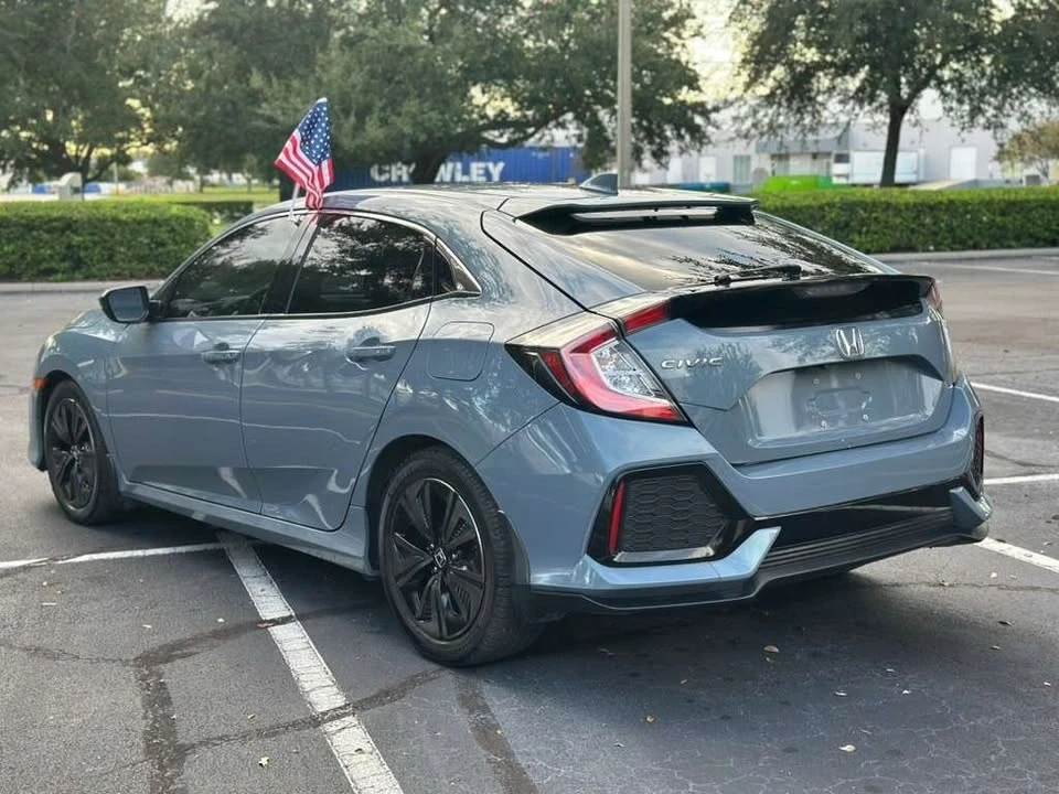 2019 Honda Civic 10th Gen - Image 5 of 16