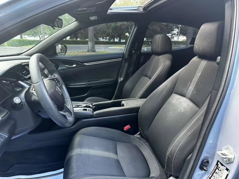 2019 Honda Civic 10th Gen - Image 11 of 16