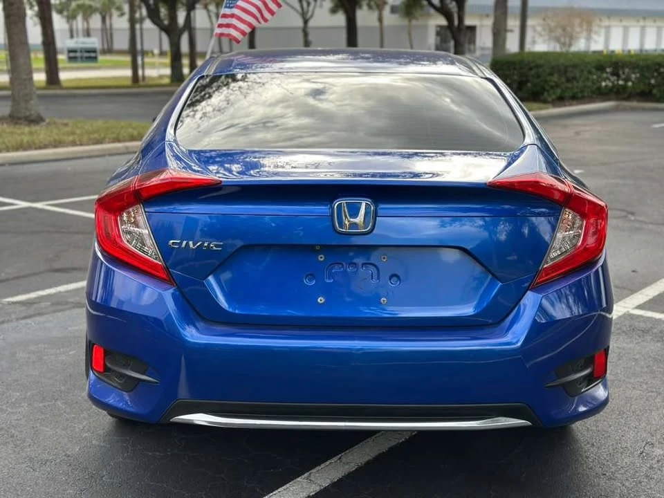 2019 Honda Civic 10th Gen - Image 6 of 12