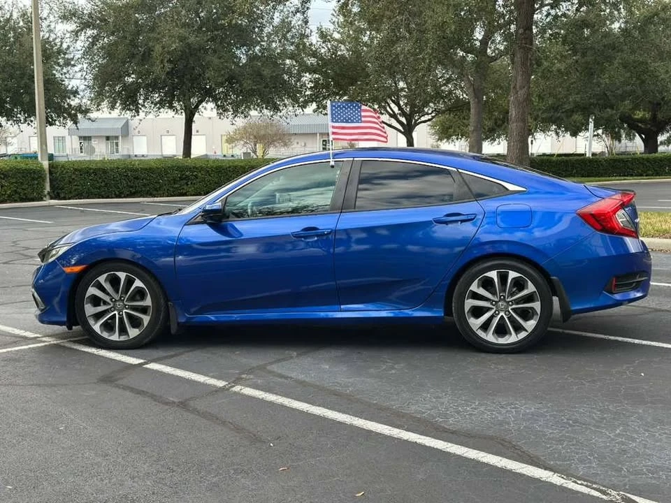 2019 Honda Civic 10th Gen - Image 8 of 12