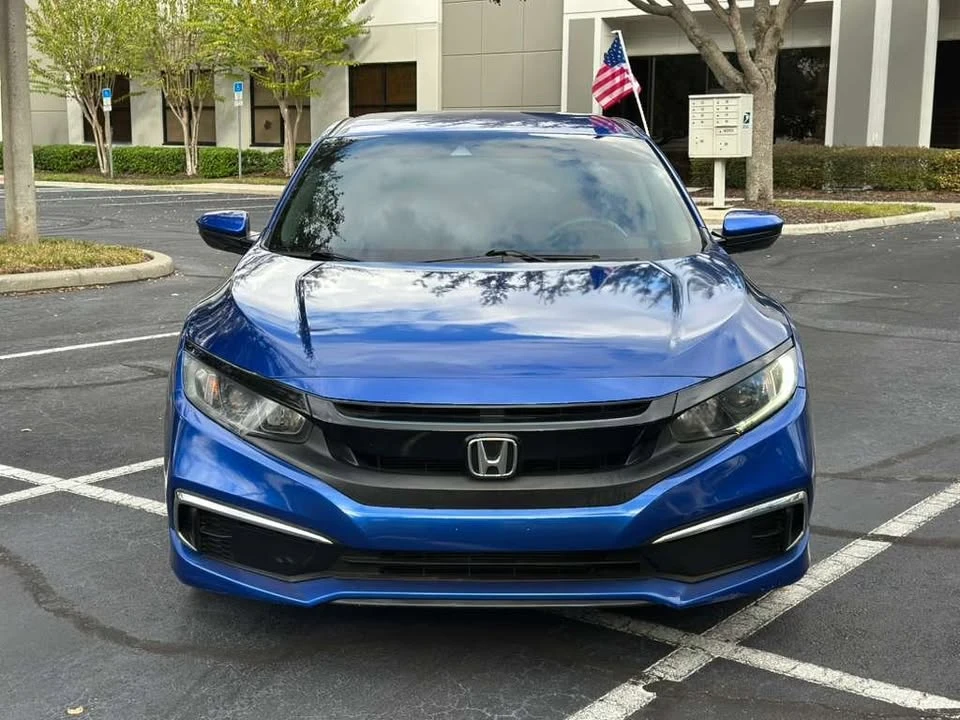2019 Honda Civic 10th Gen - Image 2 of 12