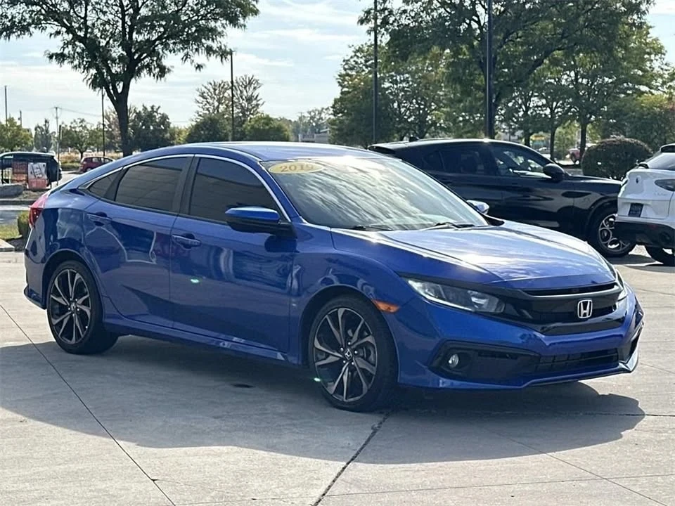 2019 Honda Civic 10th Gen - Image 6 of 18