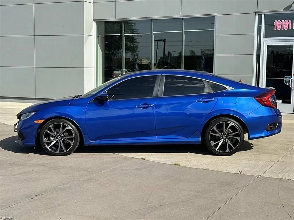 2019 Honda Civic 10th Gen - Image 2 of 18