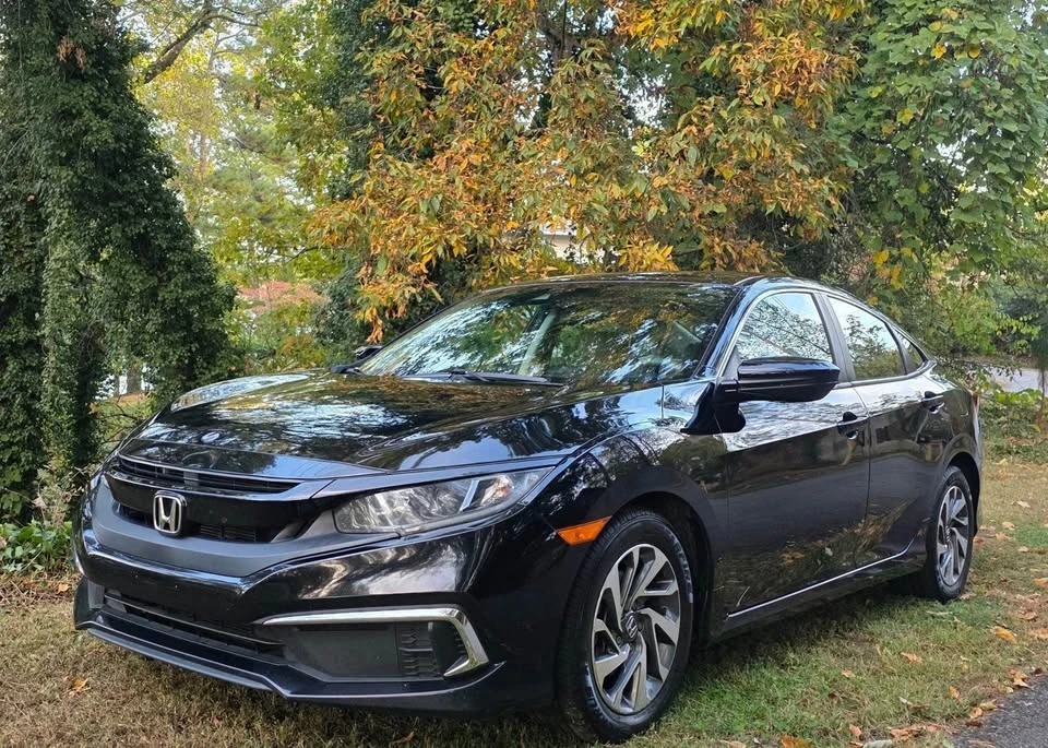 2019 Honda Civic 10th Gen - Image 3 of 6