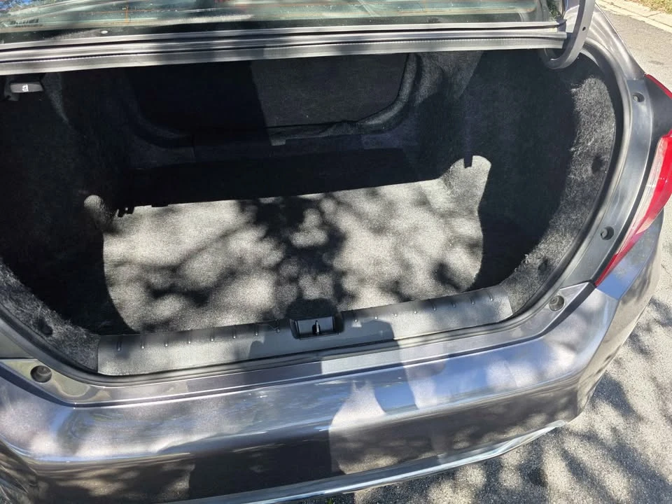 2019 Honda Civic 10th Gen - Image 10 of 10