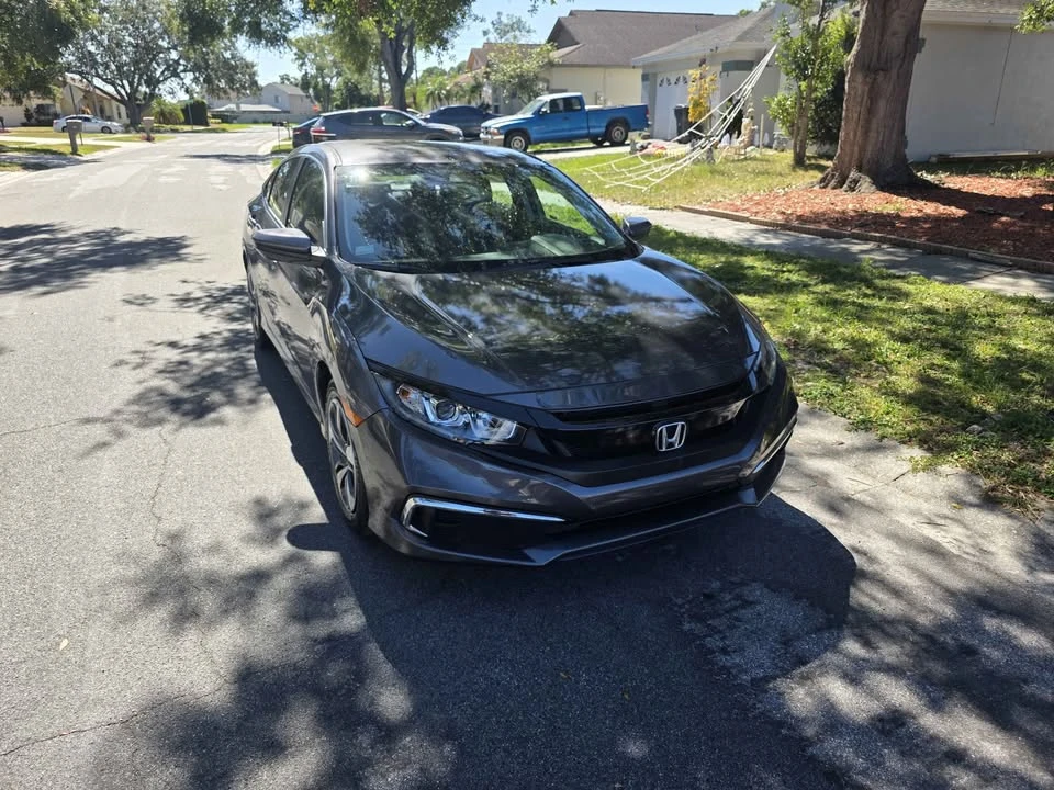 2019 Honda Civic 10th Gen - Image 5 of 10