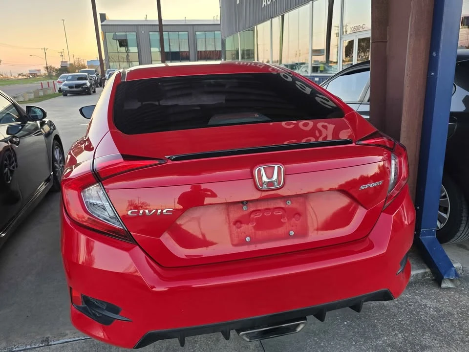 2019 Honda Civic 10th Gen - Image 5 of 8