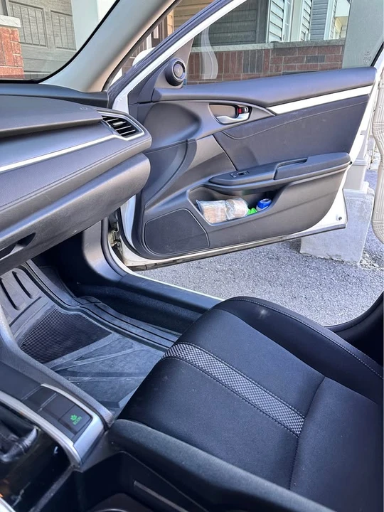 2019 Honda Civic 10th Gen - Image 18 of 18