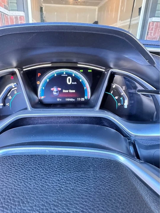 2019 Honda Civic 10th Gen - Image 12 of 18
