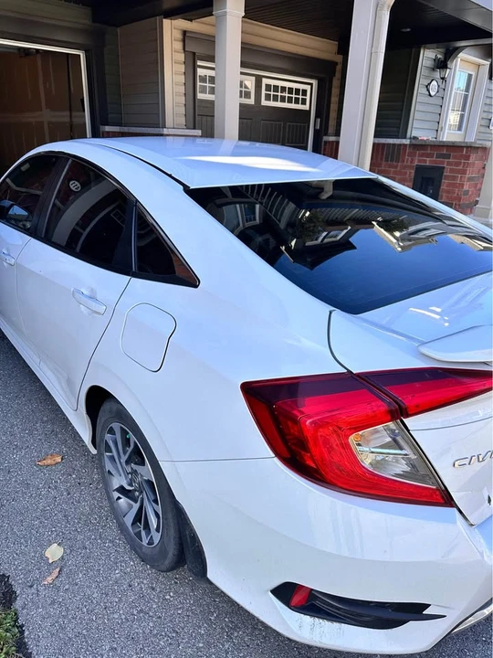 2019 Honda Civic 10th Gen - Image 17 of 18