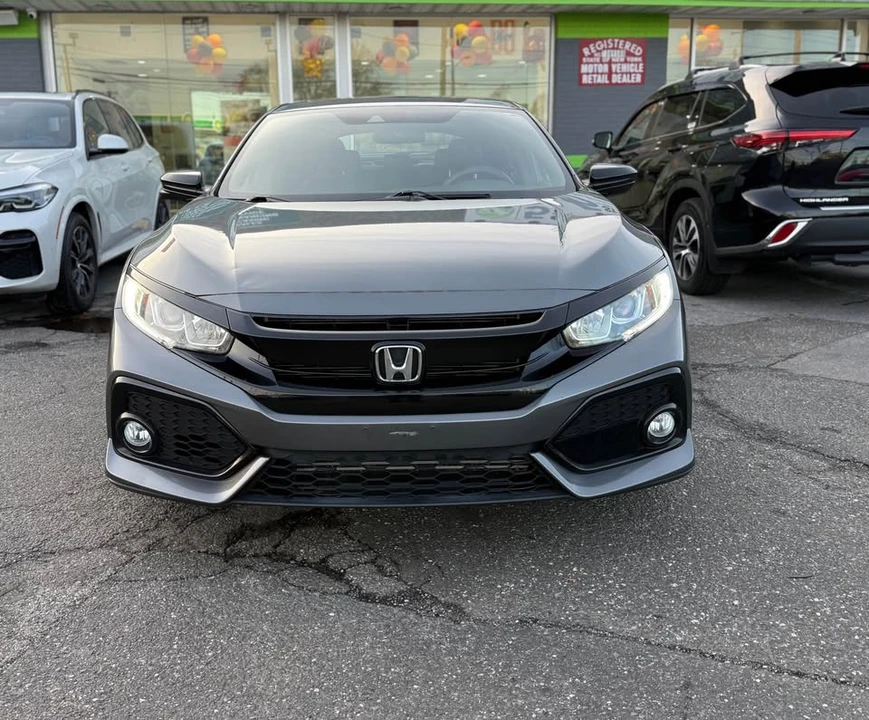 2019 Honda Civic 10th Gen - Image 10 of 11