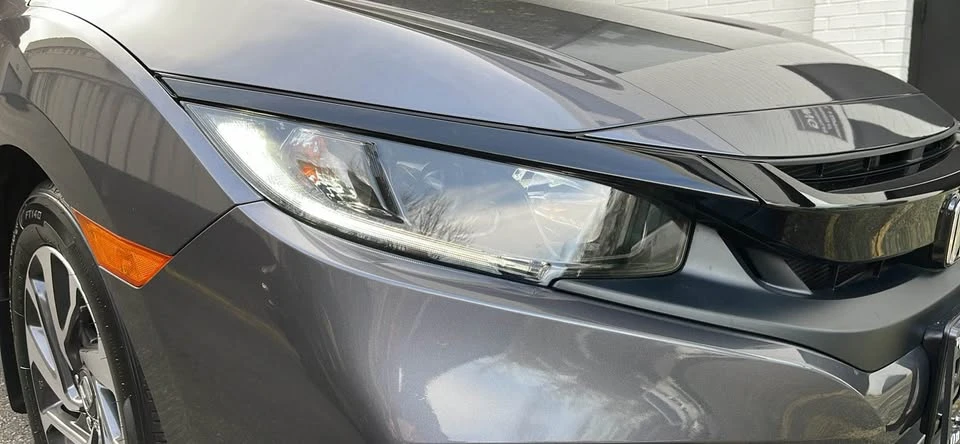 2019 Honda Civic 10th Gen - Image 2 of 15