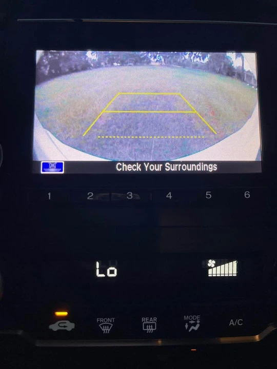 2019 Honda Civic 10th Gen - Image 15 of 18