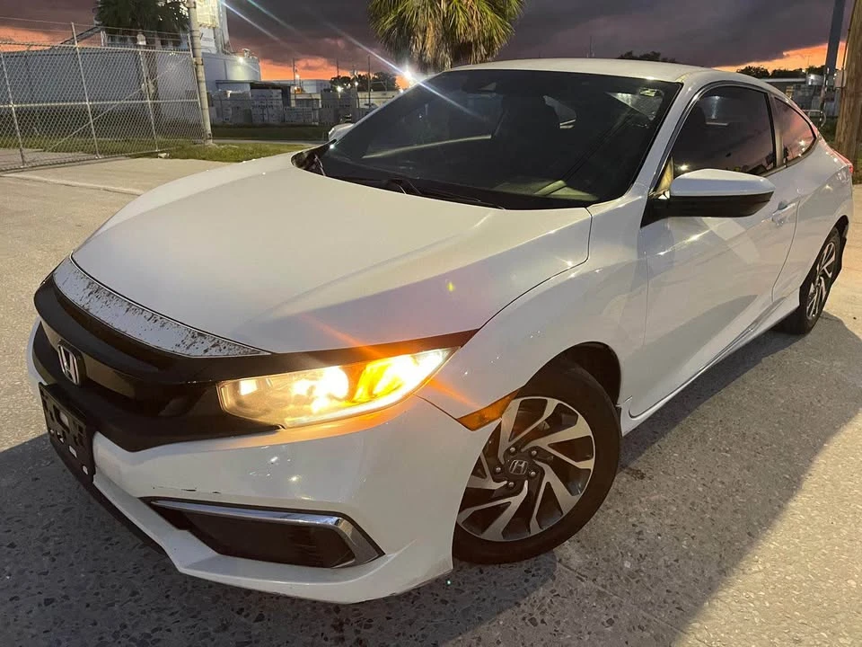 2019 Honda Civic 10th Gen - Image 3 of 18