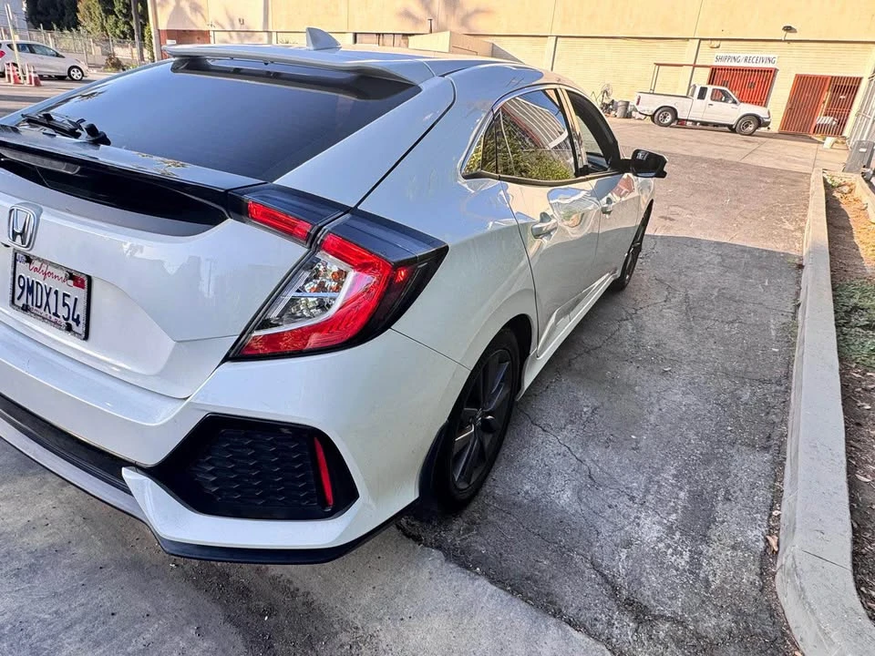 2019 Honda Civic 10th Gen - Image 4 of 8