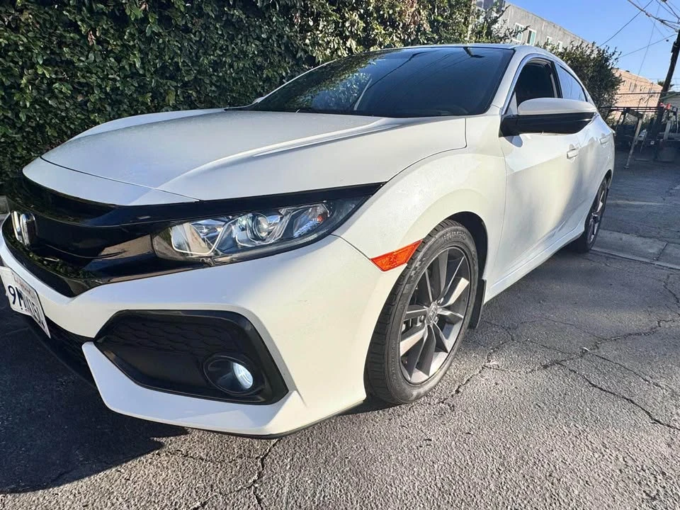 2019 Honda Civic 10th Gen - Image 2 of 8
