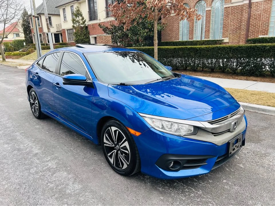2019 Honda Civic 10th Gen - Image 4 of 19