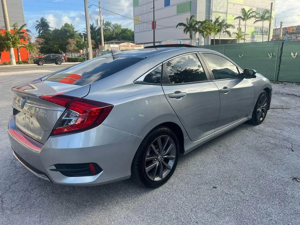 2019 Honda Civic 10th Gen - Image 8 of 10