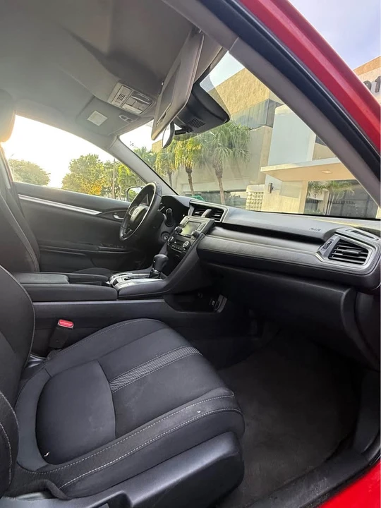 2019 Honda Civic 10th Gen - Image 7 of 16