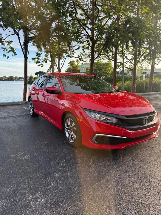 2019 Honda Civic 10th Gen - Image 5 of 16