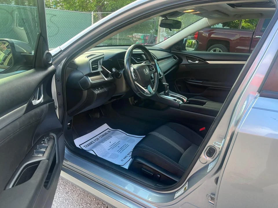 2019 Honda Civic 10th Gen - Image 4 of 10