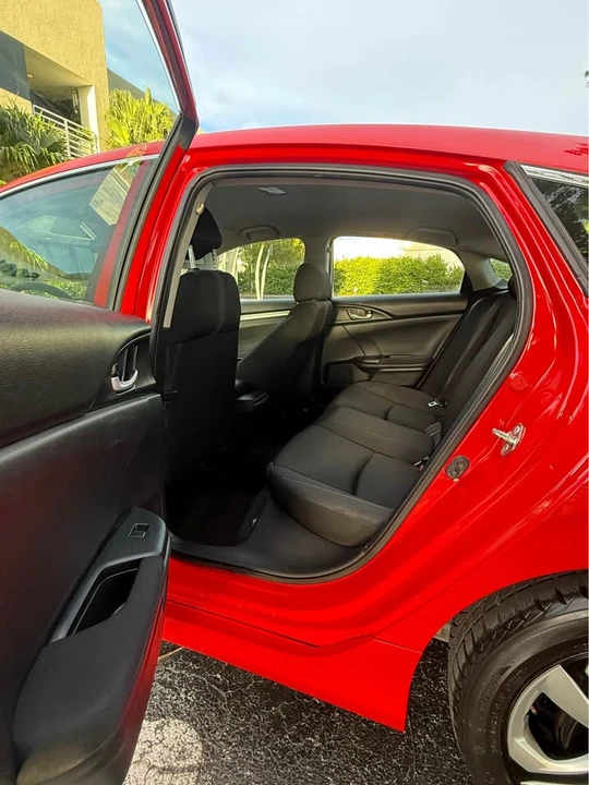 2019 Honda Civic 10th Gen - Image 14 of 16