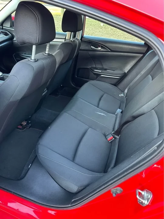 2019 Honda Civic 10th Gen - Image 8 of 11