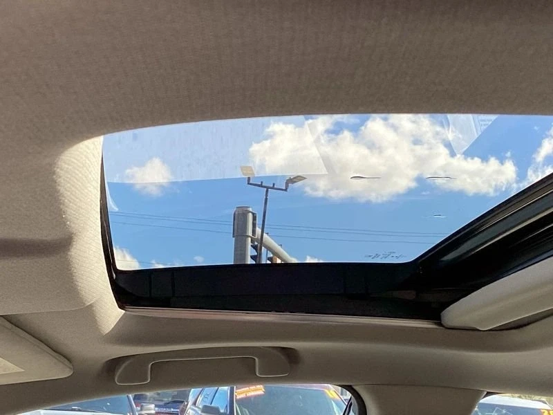 2019 Honda Civic 10th Gen - Image 19 of 20