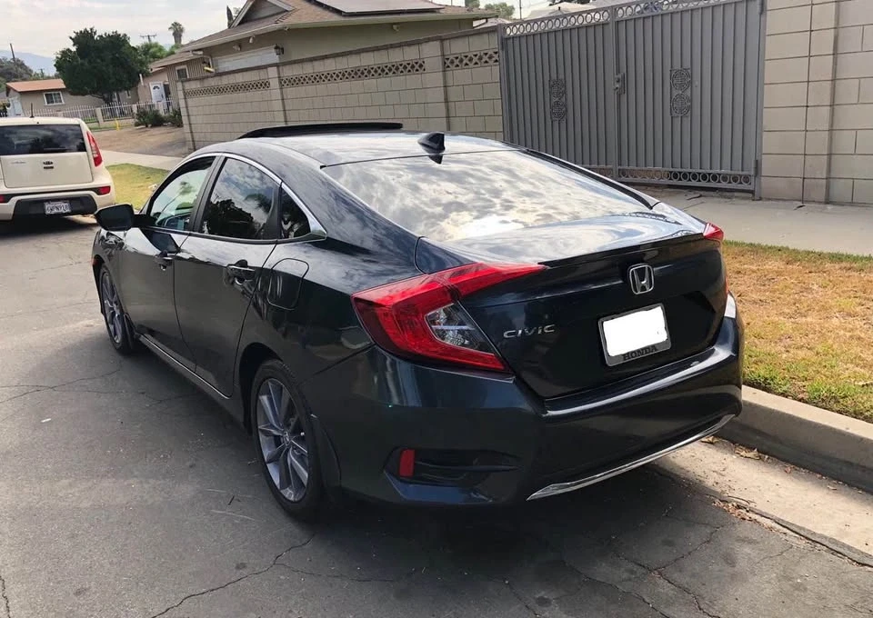 2019 Honda Civic 10th Gen - Image 4 of 5