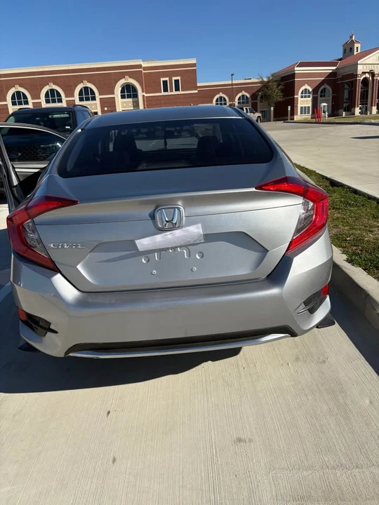 2019 Honda Civic 10th Gen - Image 10 of 10
