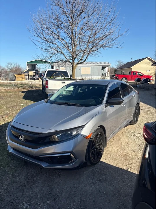 2019 Honda Civic 10th Gen - Image 8 of 10