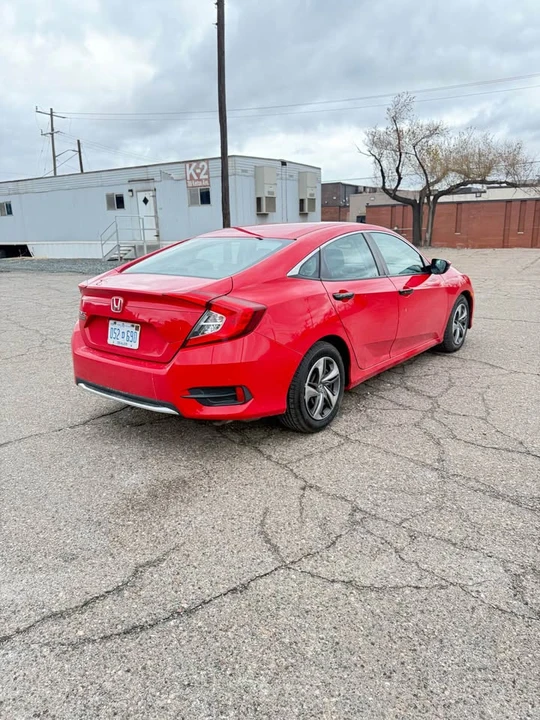 2019 Honda Civic 10th Gen - Image 3 of 11