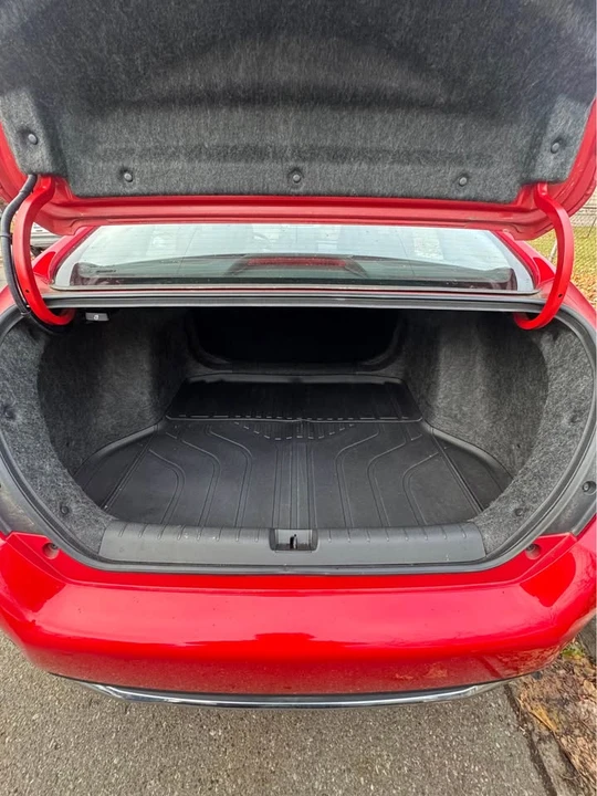 2019 Honda Civic 10th Gen - Image 10 of 11
