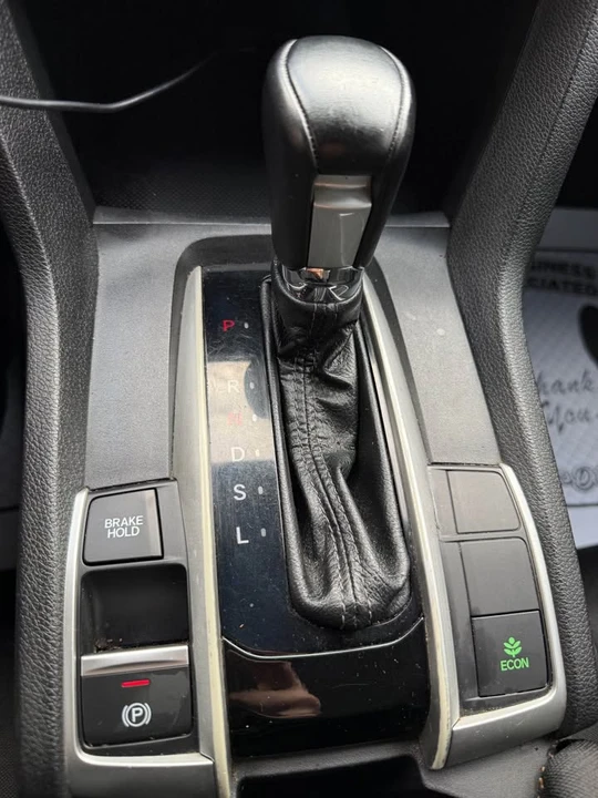 2019 Honda Civic 10th Gen - Image 15 of 15