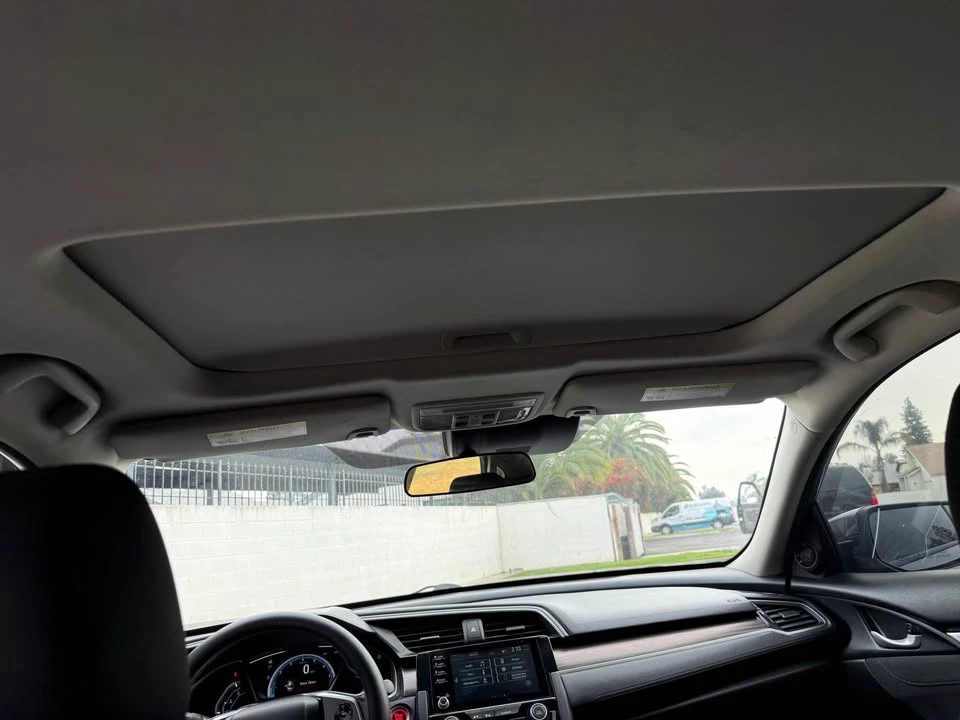 2019 Honda Civic 10th Gen - Image 13 of 15