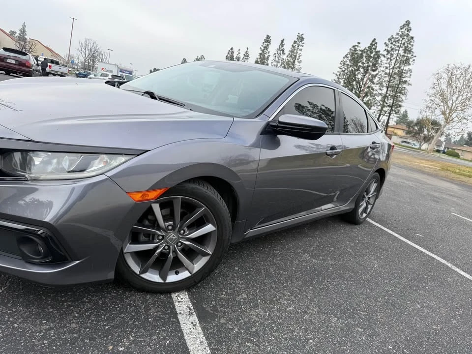 2019 Honda Civic 10th Gen - Image 2 of 15