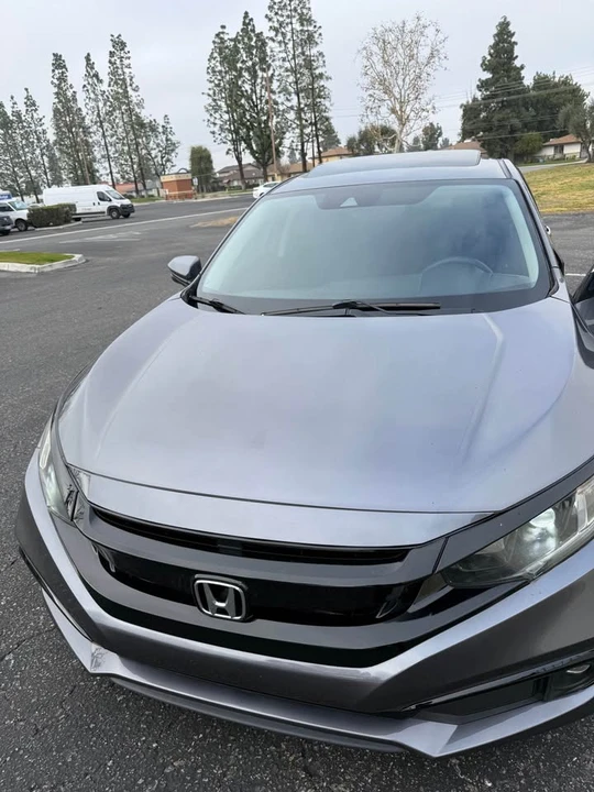 2019 Honda Civic 10th Gen - Image 6 of 15