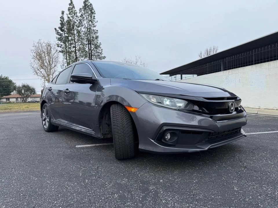 2019 Honda Civic 10th Gen - Image 3 of 15