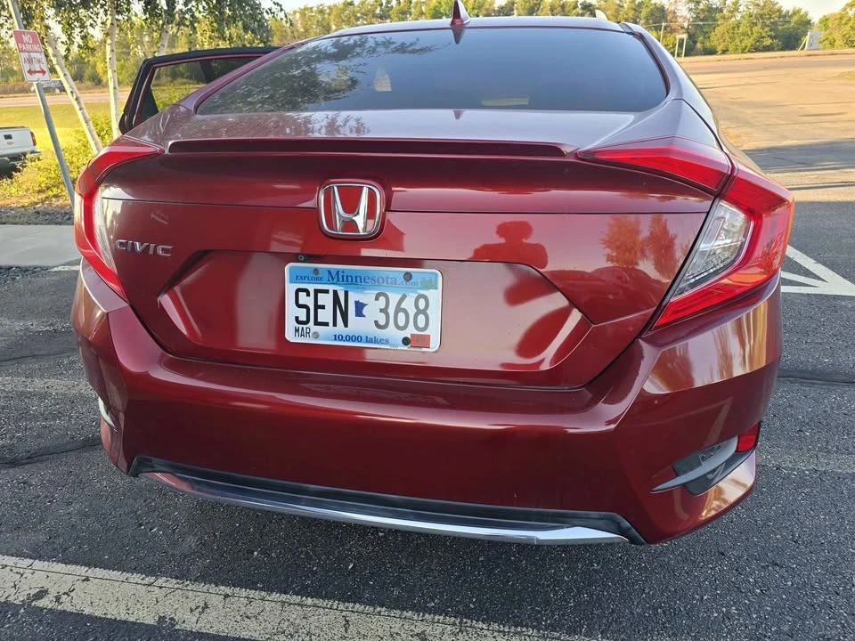 2019 Honda Civic 10th Gen - Image 14 of 17