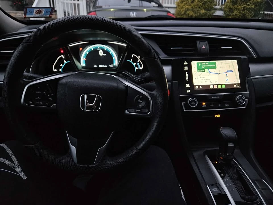 2019 Honda Civic 10th Gen - Image 14 of 15