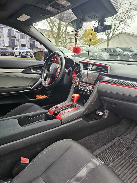 2019 Honda Civic 10th Gen - Image 5 of 10