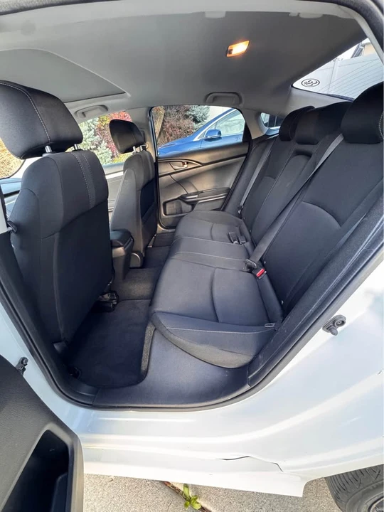 2019 Honda Civic 10th Gen - Image 9 of 10