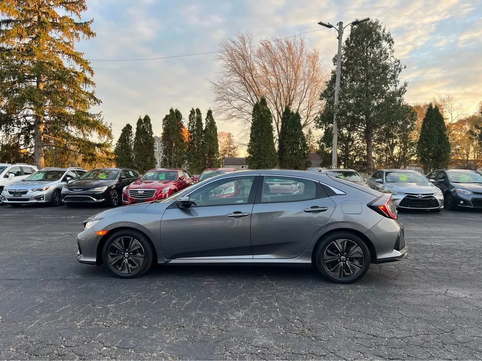 2019 Honda Civic 10th Gen - Image 7 of 20