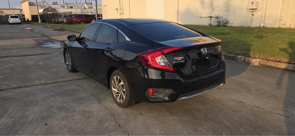 2019 Honda Civic 10th Gen - Image 3 of 6