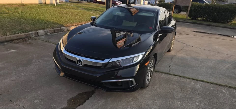 2019 Honda Civic 10th Gen - Image 5 of 6