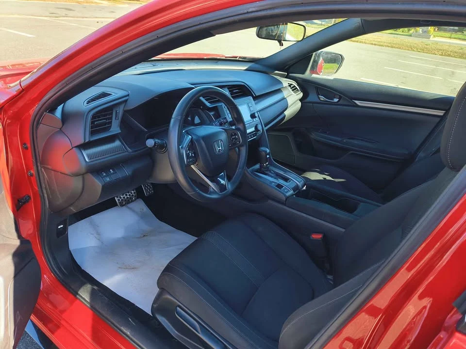 2019 Honda Civic 10th Gen - Image 4 of 5