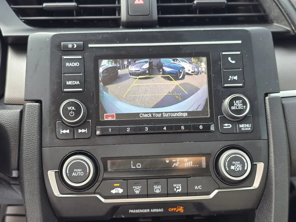 2019 Honda Civic 10th Gen - Image 18 of 19