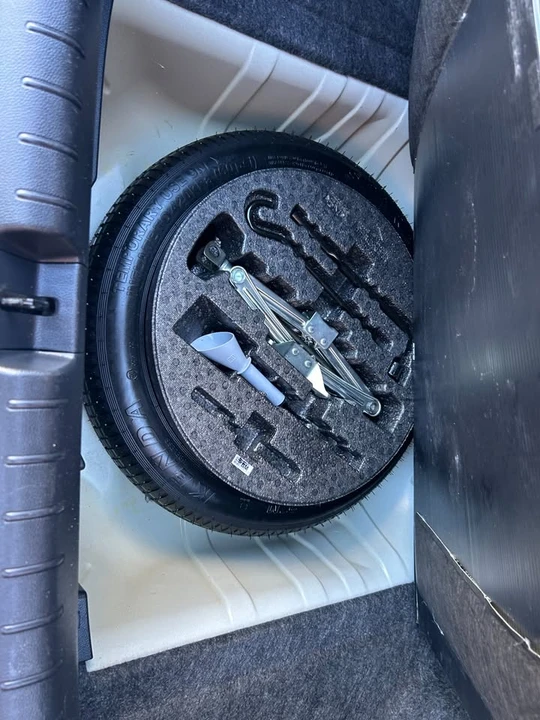2019 Honda Civic 10th Gen - Image 15 of 17