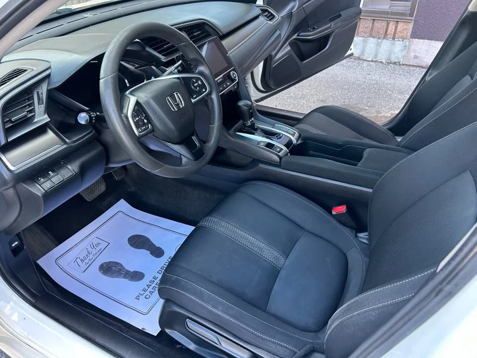2019 Honda Civic 10th Gen - Image 10 of 17